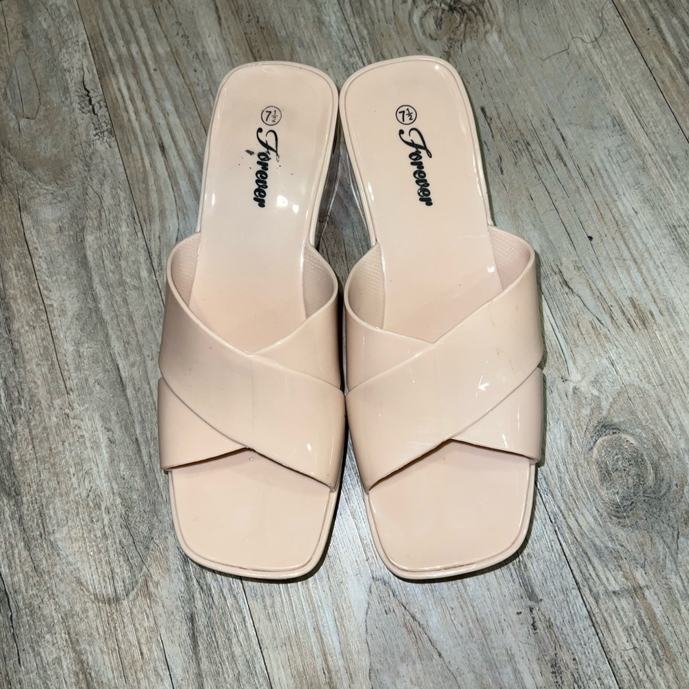 Women's Cream Slide Sandals